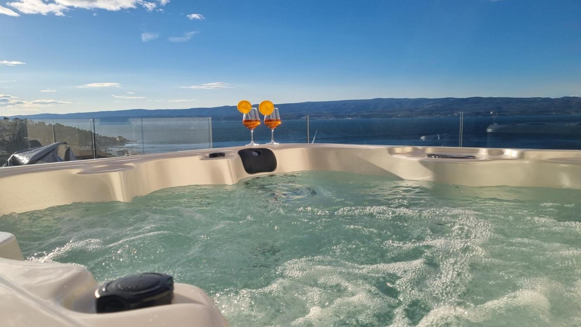 Villa Askana, 3 Bedrooms, 4 Baths, Infinity Pool, Whirlpool, Sea View, Outdoor Kitchen Jesenice  Exterior foto